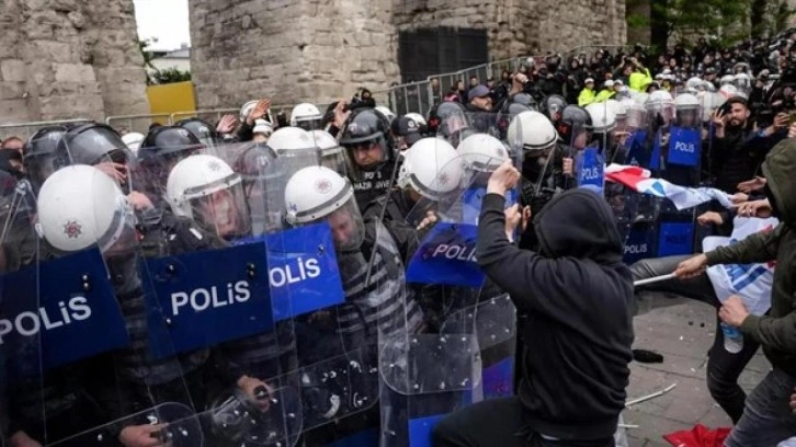 1 Mayıs'ta polise saldıran 12 şüpheli tutuklama talebiyle nöbetçi hakimliğe sevk edildi