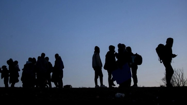 18 düzensiz göçmen yakalandı