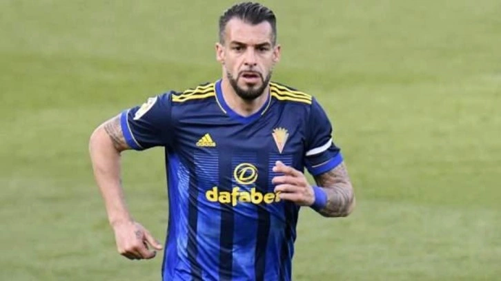 38 yaşındaki Negredo yeni takımına imzayı attı