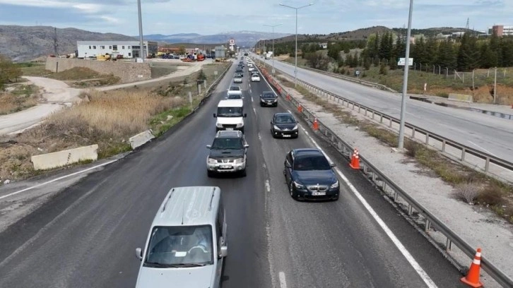 43 ilin geçiş güzergahındaki Kırıkkale'de bayram hareketliliği