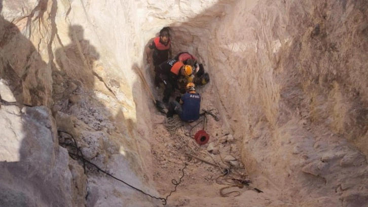 8 metre derinlikteki kuyuya düşen çocuktan acı haber