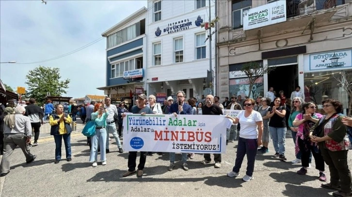 Adalar halkından İETT'ye "minibüs" tepkisi