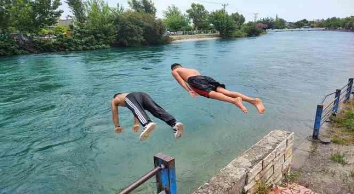 Adana’da sulama kanalı, göl, deniz ve nehirlerde 10 kişi boğuldu