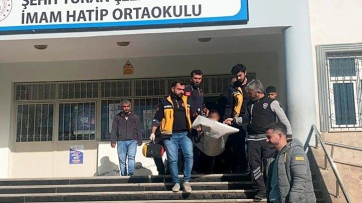 Adıyaman'da dehşet: Ortaokul öğrencisi okulda bıçaklandı