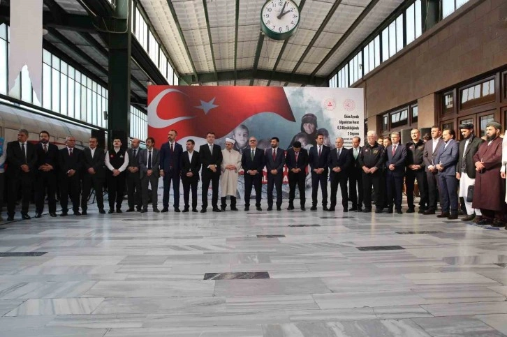 Afganistan’a yardım malzemesi taşıyacak 19. ’İyilik Treni’ Ankara’dan hareket etti