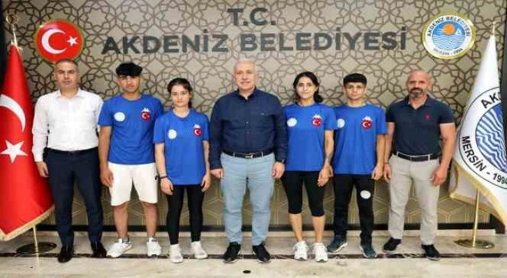 Akdeniz’in kick boksçuları derecelerle döndü