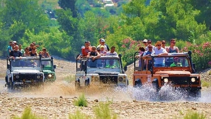 Alanya'da safari kazası: 1 ölü, 3 yaralı