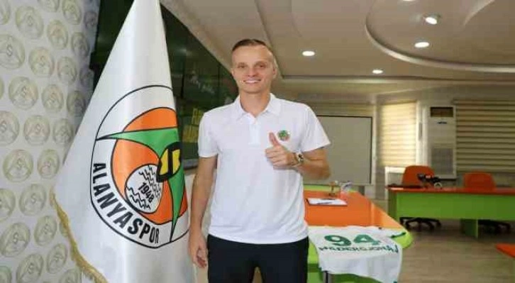 Alanyaspor, Hadergjonaj’ı teransfer etti