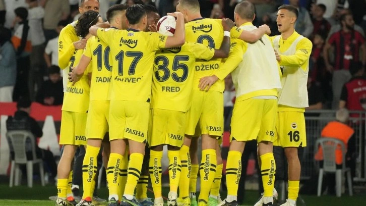 Alman devi Fenerbahçe'nin iki yıldızını istiyor: 40 milyon euro...