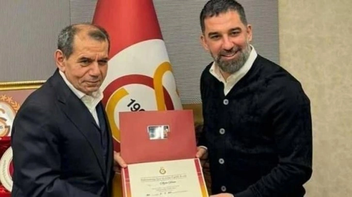 Arda Turan, Galatasaray'a üye oldu! İşte sözleri...