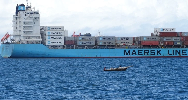 Babülmendep Boğazı’nda Maersk’e ait gemilere füze saldırısı