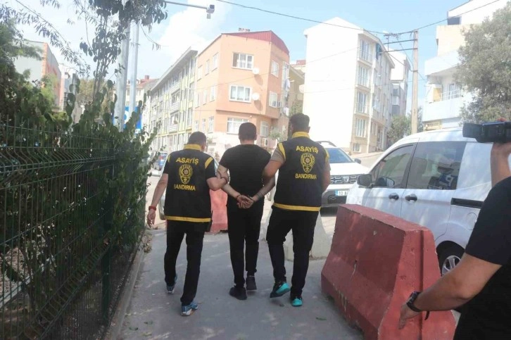 Bandırma’da polisin dur ihtarına durmayan şahıs yakalandı