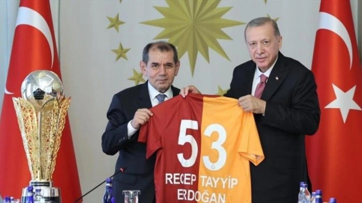 Başkan Recep Tayyip Erdoğan'dan şampiyon Galatasaray'a tebrik!