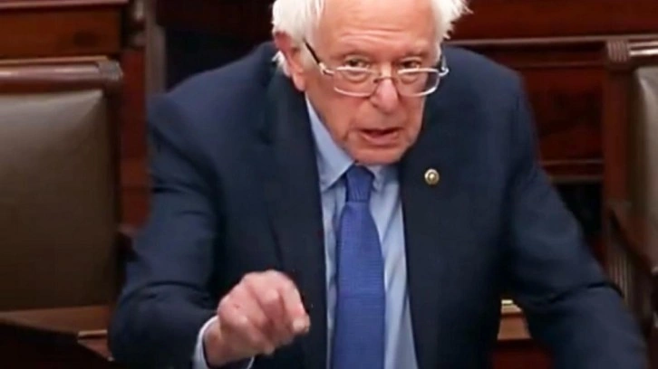 Bernie Sanders: Filistinlilerin yok edilmesine yardım ve yataklık ediyoruz