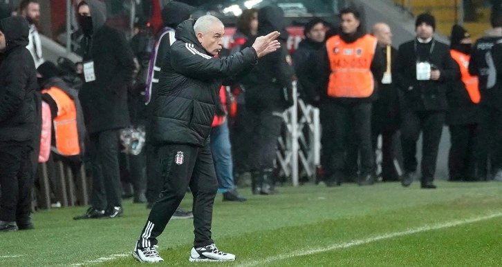 Beşiktaş, Rıza Çalımbay ile ligde ilk yenilgisini aldı