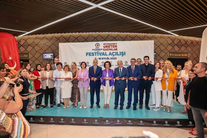 Birbirinden özel el emeği göz nuru eserler bu festivalde