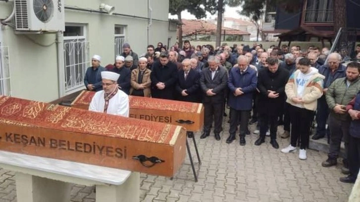 Bu acının tarifi yok: Baba ve oğlu aynı gün yaşamını yitirdi