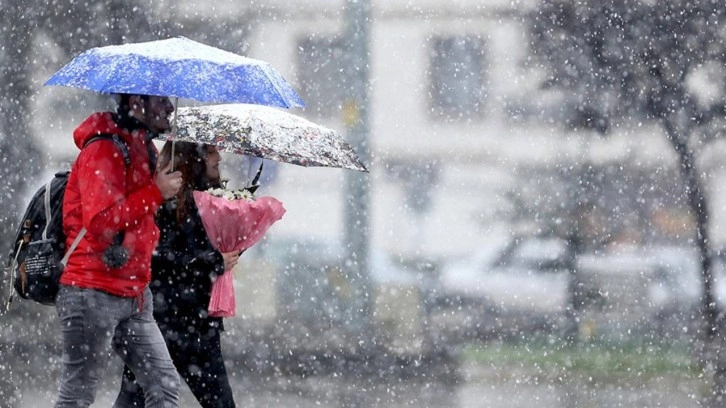 Bu illerde yaşayanlar dikkat! Meteoroloji uyardı. Gök gürültülü sağanak bekleniyor!