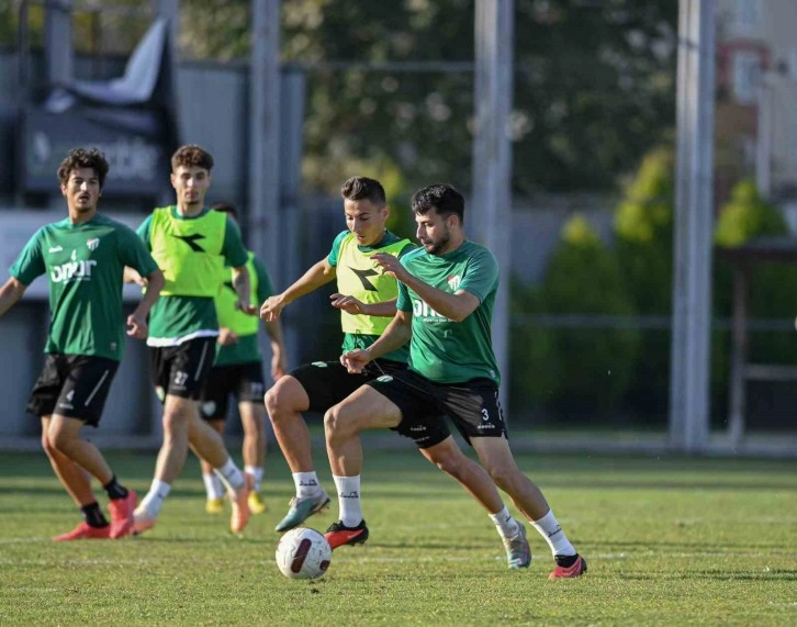 Bursaspor’da Altınordu maçı hazırlıkları başladı