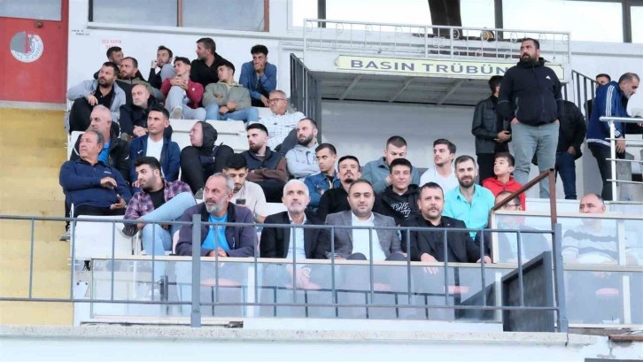 Çakırlıspor, Yalovaspor ile hazırlık maçında karşılaştı