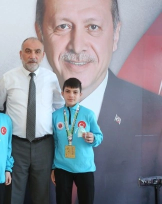 Canikli boksçu, Avrupa Şampiyonası’nda çeyrek finale yükseldi