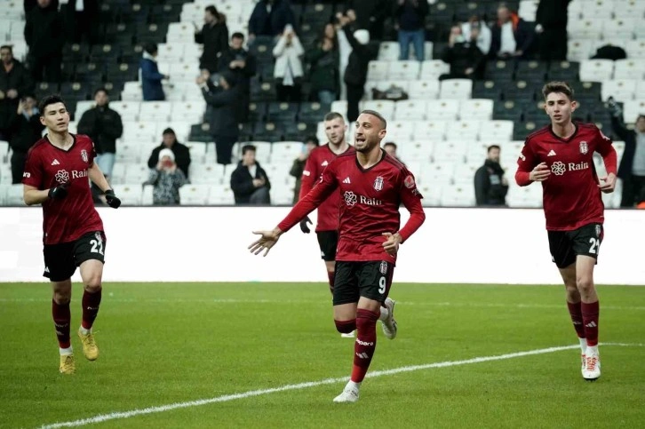 Cenk Tosun’dan bu sezon bir ilk