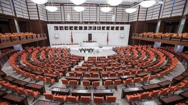 'CHP vekilin odasında para dolu poşet bulunduğu" iddiası! İnceleme başlatıldı