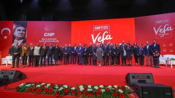 CHP'de kriz 