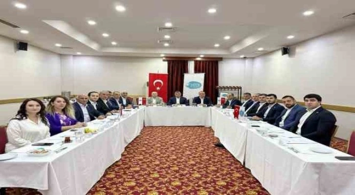 DATÜB yönetimi Elazığ’da toplandı