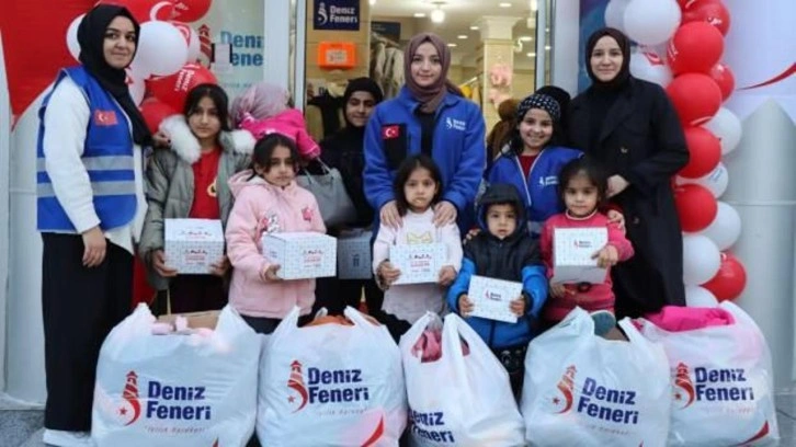 Deniz Feneri Derneği'nden 'geçici giyim mağazası': Bu mağazada sadece dua geçiyor...