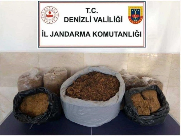 Denizli’de 51 kilo kaçak tütün ve 93 parça tarihi eser ele geçirildi