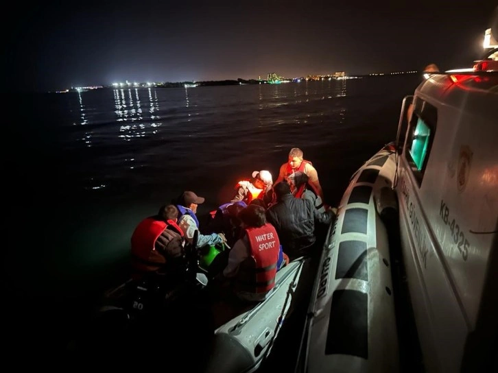 Didim’de 15 düzensiz göçmen yakalandı