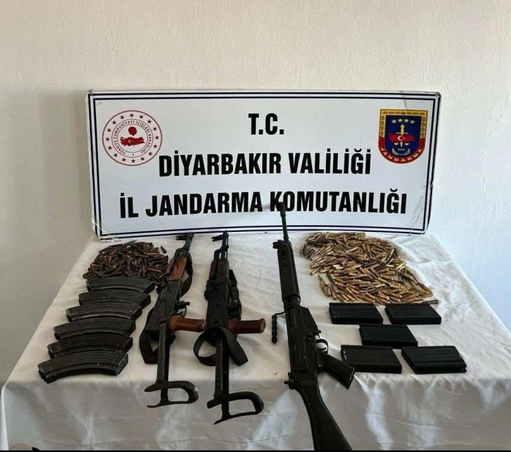 Diyarbakır’da jandarmadan ruhsatsız silah operasyonu: 2 tutuklama