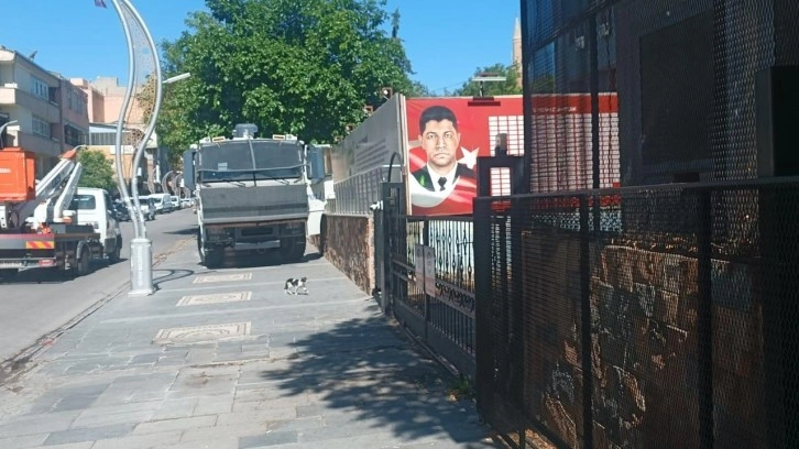 Diyarbakır'da lisede dehşet: Bir öğrenci bıçakla ağır yaralandı