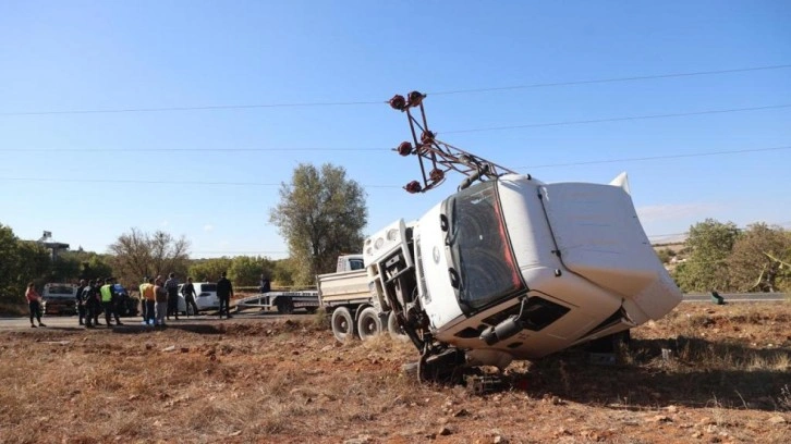 Diyarbakır'da zincirleme kaza: 1 ölü 6 yaralı