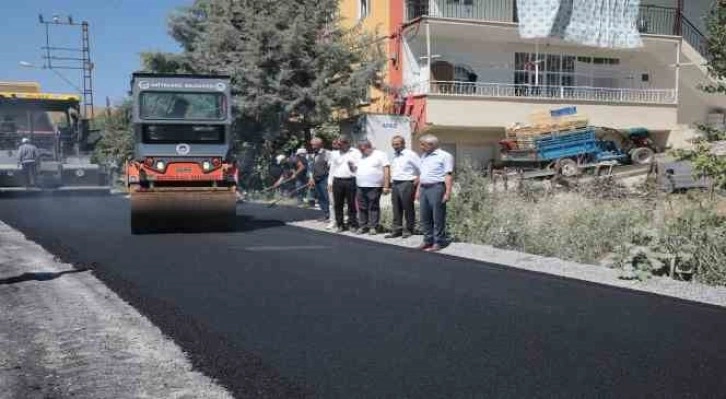 Doğalgaz tamamlandı asfalt yapımı başladı