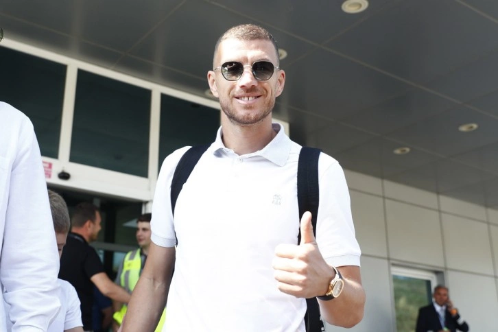 Edin Dzeko resmen Fenerbahçe'de