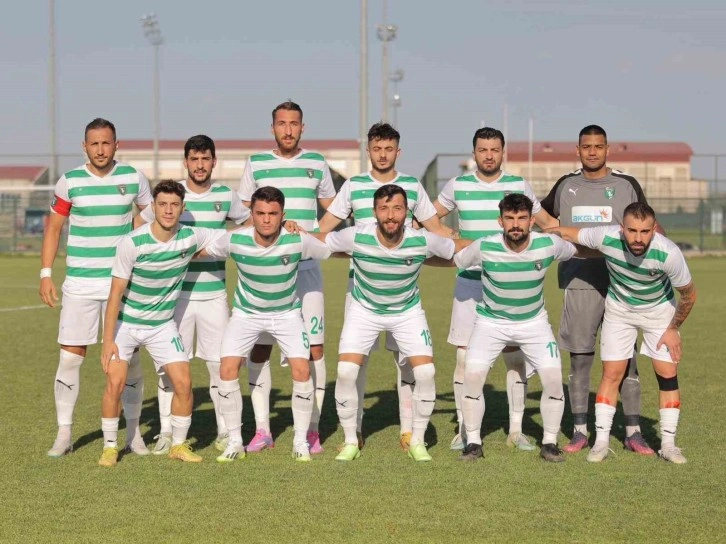 Efeler 09 SFK Afyon’daki ilk hazırlık maçından galibiyetle ayrıldı