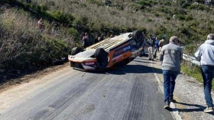 Ege Rallisi'nin ikinci gününde ünlü pilot kaza yaptı