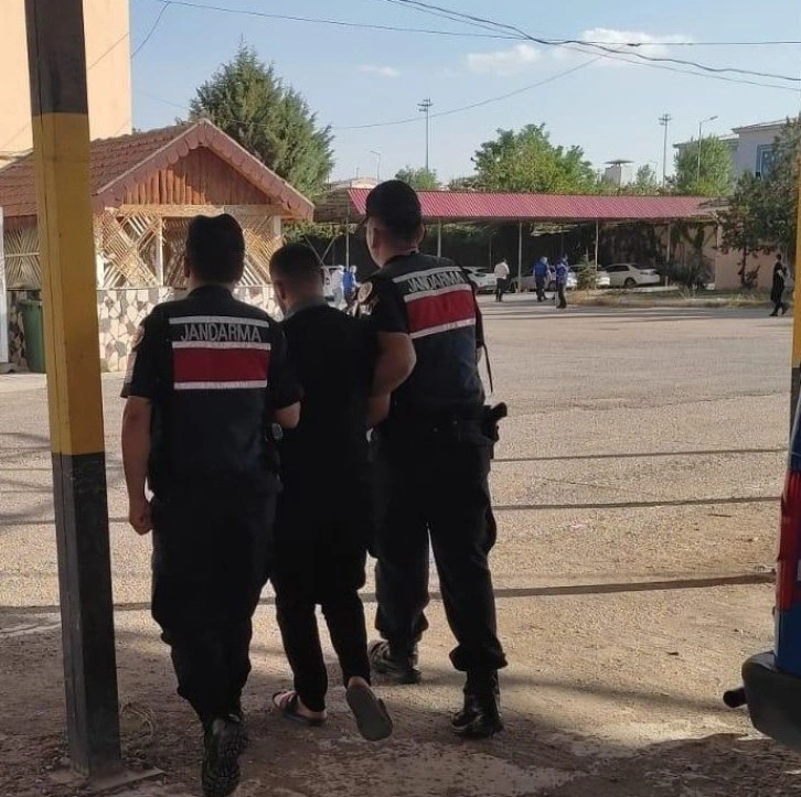 Elazığ’da 29 yıl kesinleşmiş hapis cezası bulunan zanlı tutuklandı