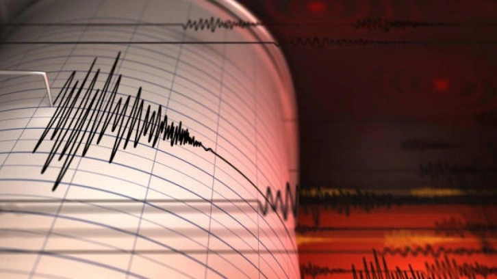 Endonezya'da 6,6 büyüklüğünde deprem