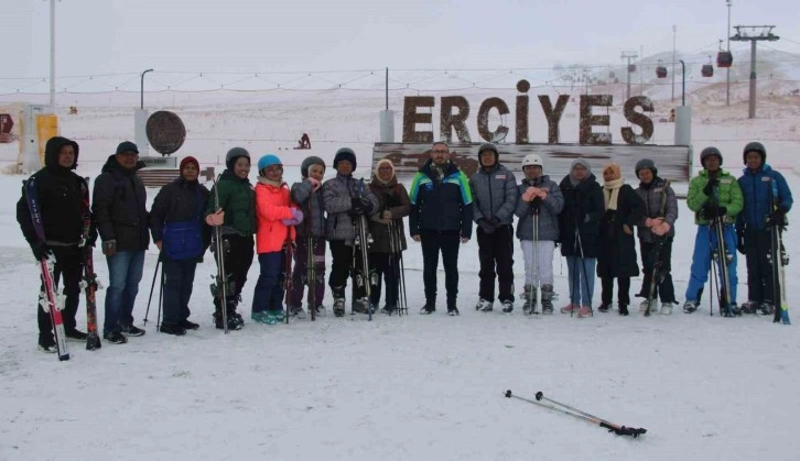 Erciyes’te kayak sezonu başladı