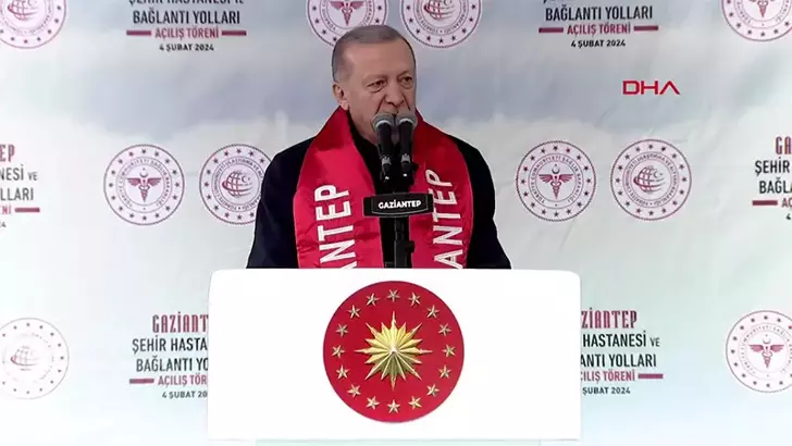 Erdoğan: Deprem şehirlerimizi ayağa kaldırana kadar durup dinlenmeyeceğiz