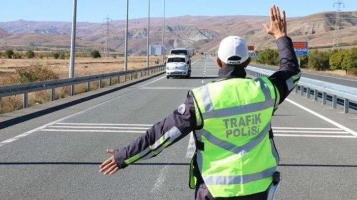 Erzurum’da bir haftada 2 bin 562 sürücüye ceza kesildi