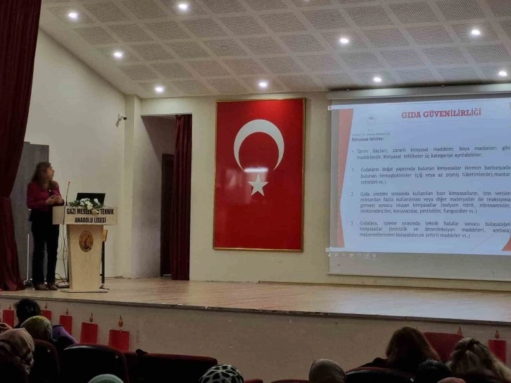 Eskişehir’de okul kantinlerine eğitim verildi