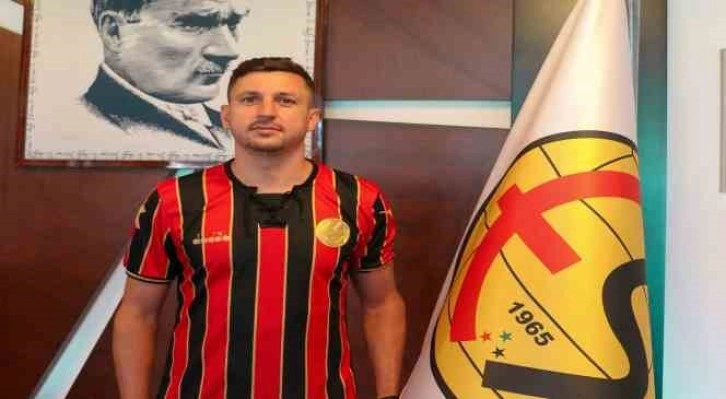 Eskişehirspor’a tecrübeli orta saha