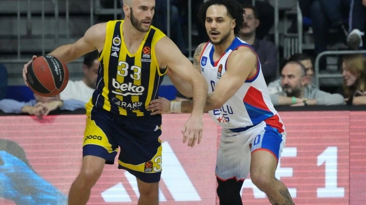 Fenerbahçe Beko, final serisinin 4'üncü maçında Anadolu Efes'i konuk edecek