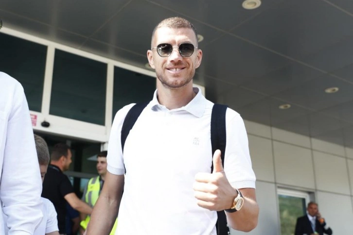 Fenerbahçe: 'Edin Dzeko İstanbul’a geldi'