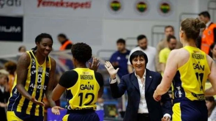 Fenerbahçe seride avantajı kaptı