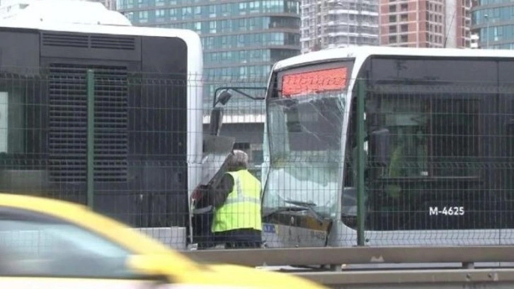 Fikirtepe’de metrobüs kazası